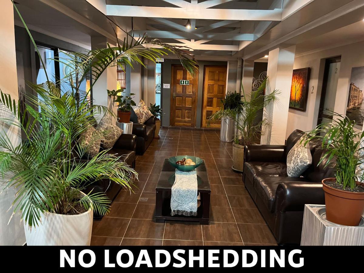 Lala Dene Lodge Bloemfontein Ngoại thất bức ảnh