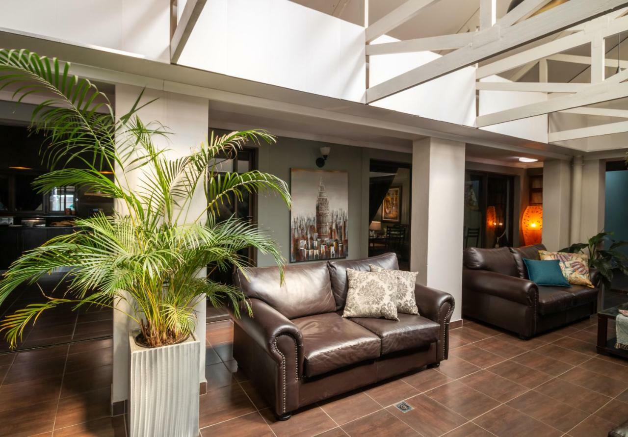 Lala Dene Lodge Bloemfontein Ngoại thất bức ảnh