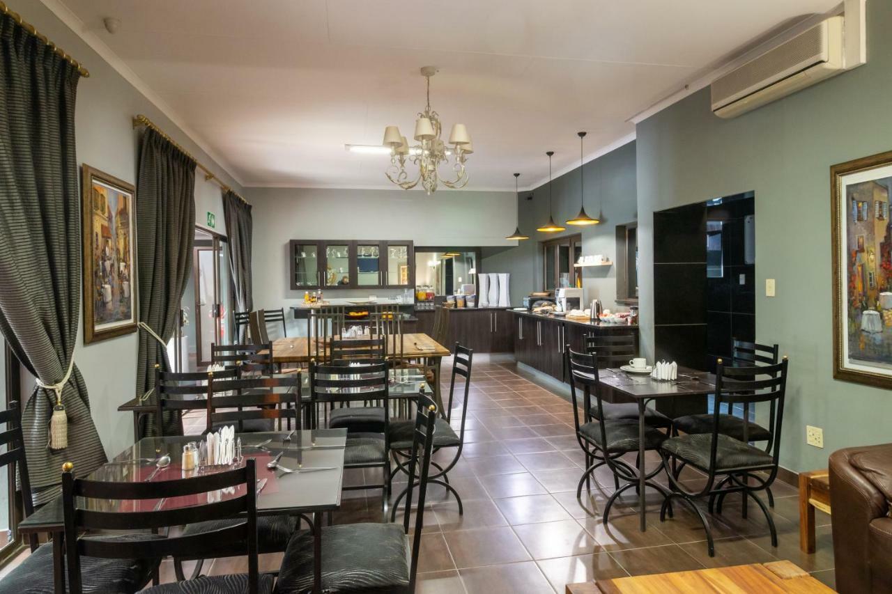 Lala Dene Lodge Bloemfontein Ngoại thất bức ảnh