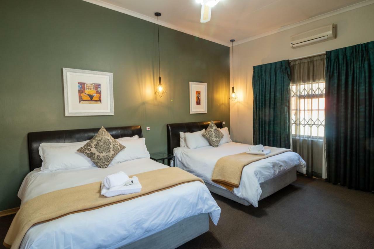 Lala Dene Lodge Bloemfontein Ngoại thất bức ảnh