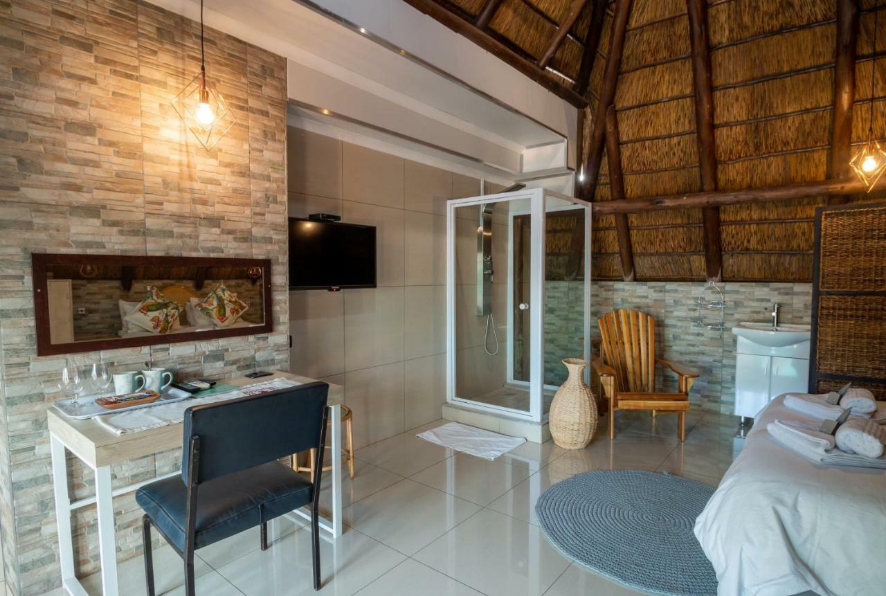 Lala Dene Lodge Bloemfontein Ngoại thất bức ảnh
